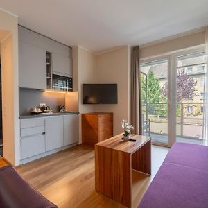 Pakat Suites
